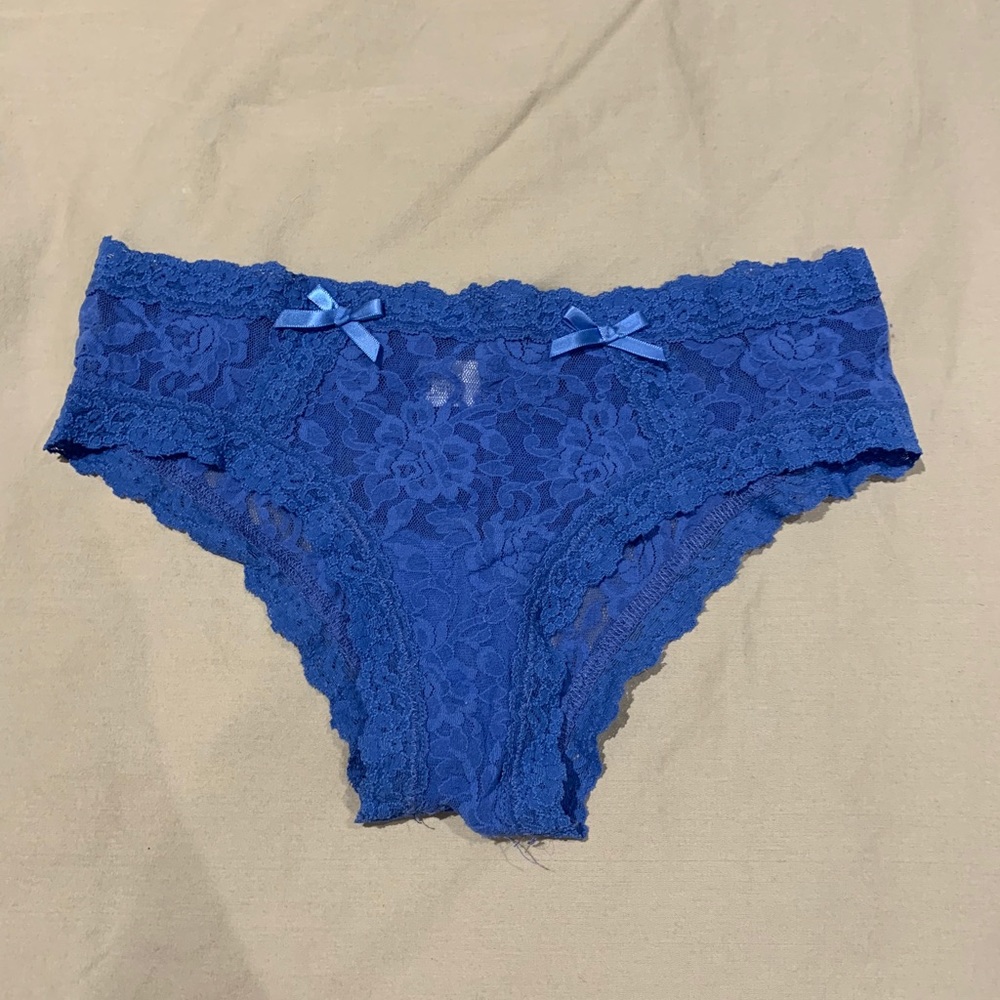 HANKY PANKY Lace Cheeky Hipster Blue LAST CHANCE